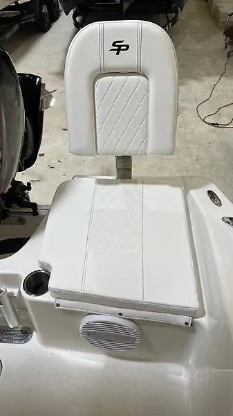 Slide: The Image of Sea Pro 202 Center Console 2024 - 11