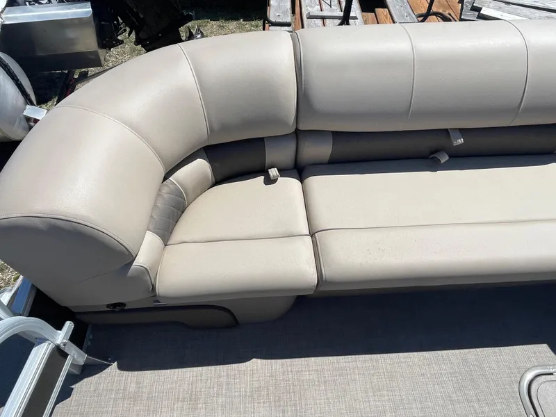 Slide: The Image of 2022 Sun Tracker SportFish 22 XP3 pontoon boat seating area. - 5