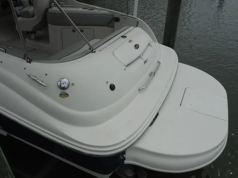 Slide: The Image of 2007 Sea Ray 240 Sundeck boat stern view with swim platform. - 6