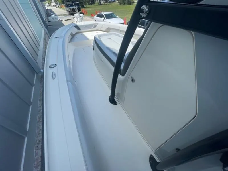 Slide: The Image of 2020 ShearWater 270 Carolina Flare boat deck and seating area. - 22