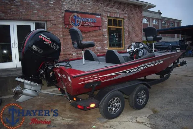 Slide: The Image of Tracker PT195TXW TE 2024 - 3