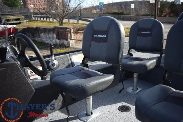 Slide: The Image of Tracker Pro Guide V-16 SC 2024 - 16