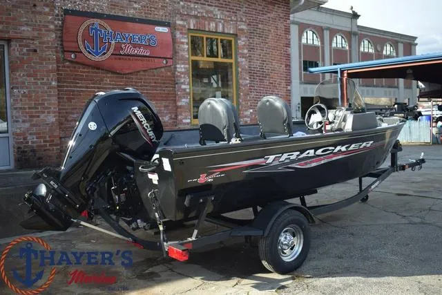 Slide: The Image of Tracker Pro Guide V-16 SC 2024 - 20