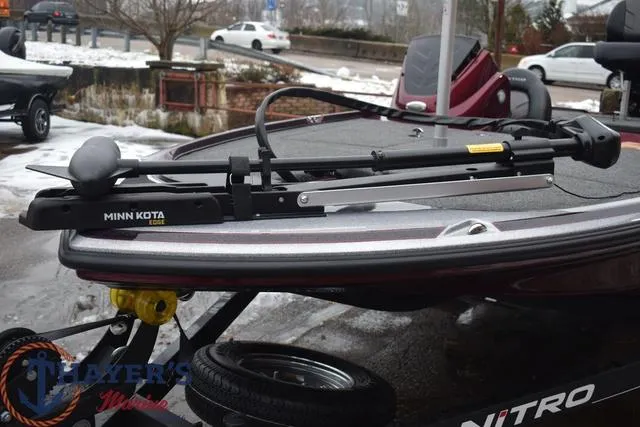 Slide: The Image of 2024 Nitro Z17 boat with Minn Kota Edge trolling motor. - 22