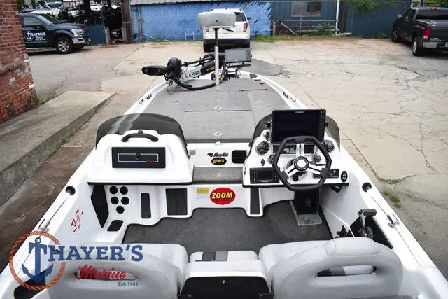 Slide: The Image of Bass Cat Cougar 2017 - 16