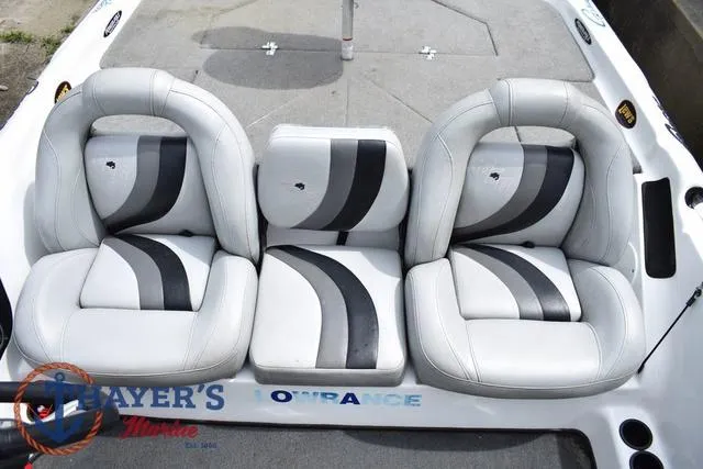 Slide: The Image of Bass Cat Cougar 2017 - 37