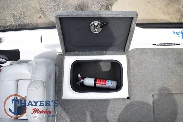 Slide: The Image of Bass Cat Cougar 2017 - 40