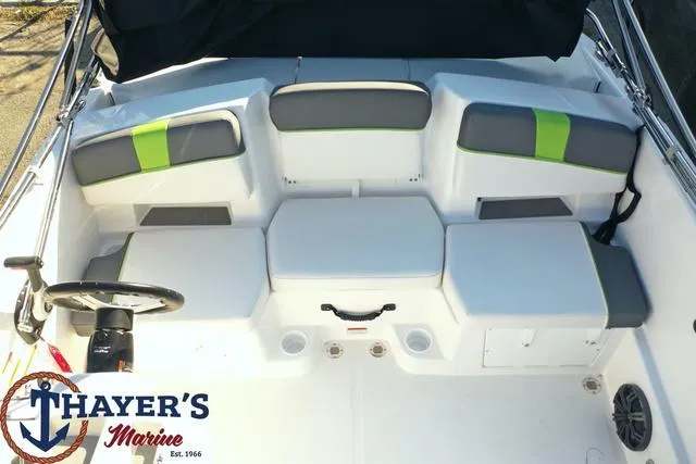 Slide: The Image of Tahoe T18 2024 - 12