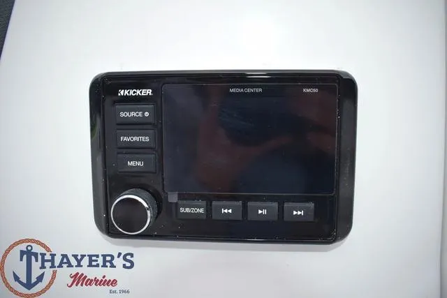 Slide: The Image of Tahoe T18 2024 - 18