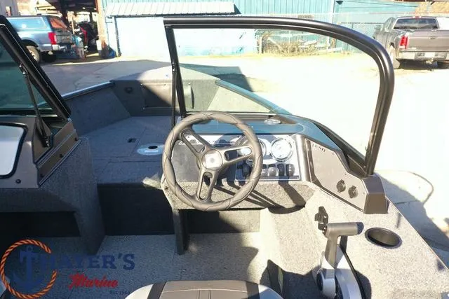 Slide: The Image of Lund 1650 Rebel XL Sport 2024 - 20