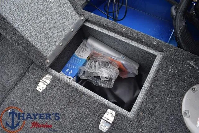 Slide: The Image of Lund 1650 Rebel XL Sport 2024 - 17