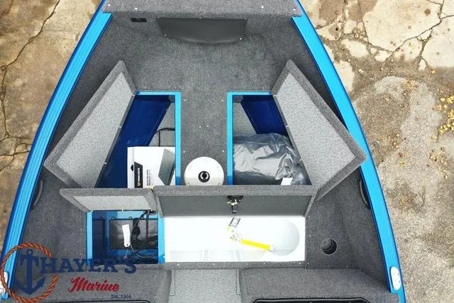 Slide: The Image of Lund 1650 Rebel XL Sport 2024 - 24