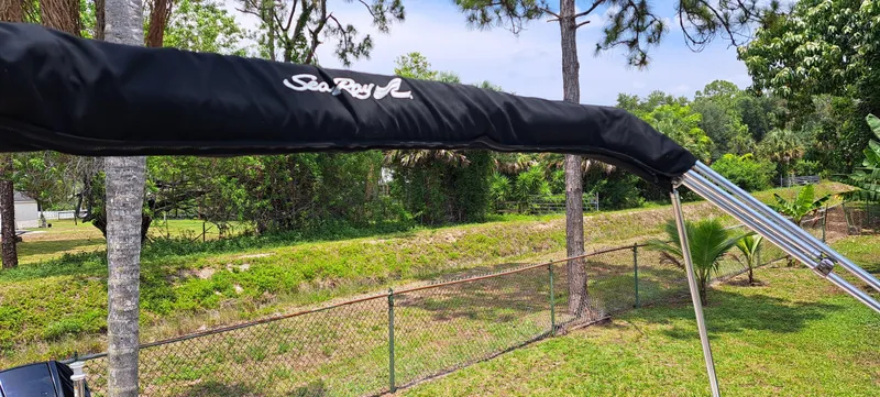 Slide: The Image of Sea Ray SPX 230 Outboard 2019 - 50