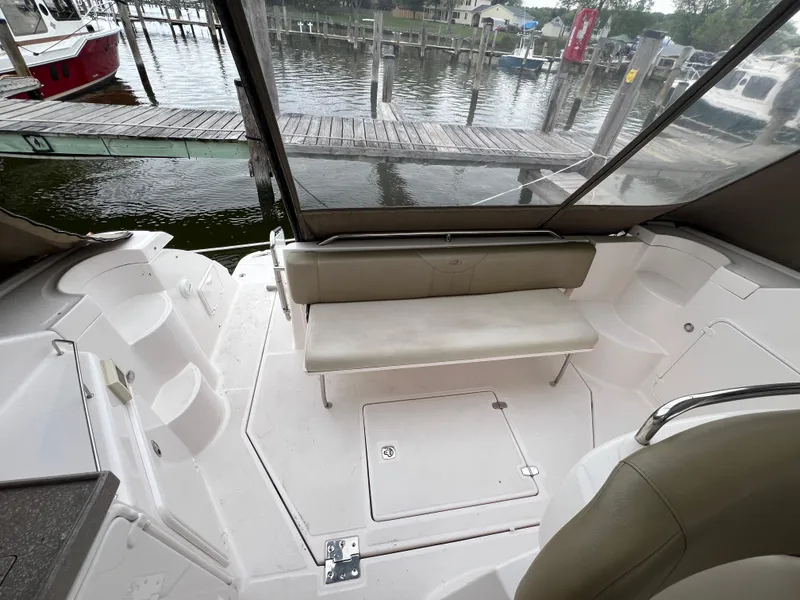 Slide: The Image of Regal 3760 Sportyacht 2010 - 13