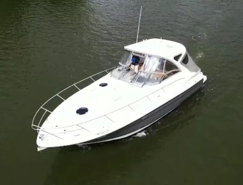 Slide: The Image of Regal 3760 Sportyacht 2010 - 2