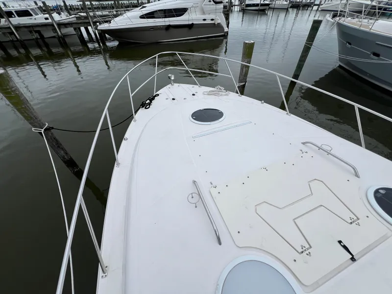 Slide: The Image of Regal 3760 Sportyacht 2010 - 45