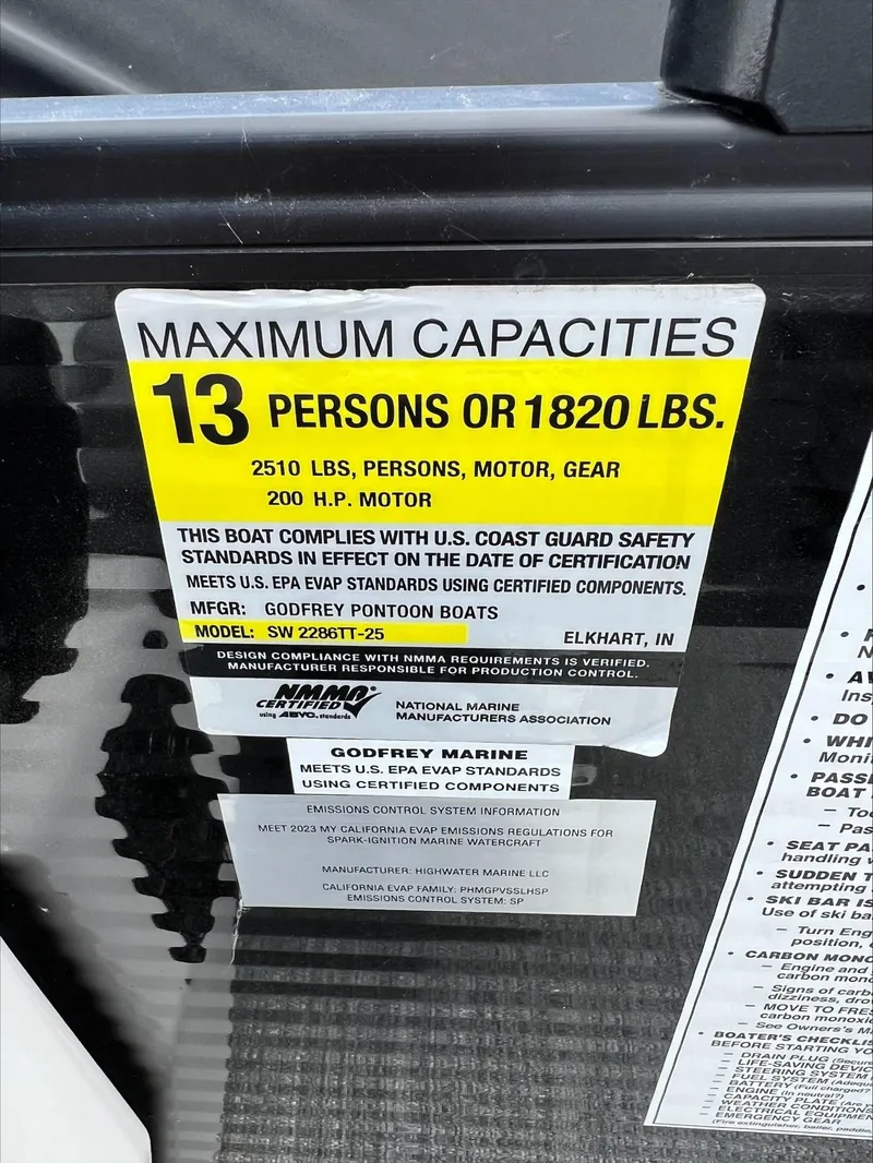 Slide: The Image of Godfrey SWEETWATER 2286 SFL 2023 - 20