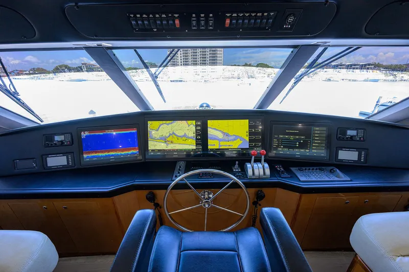 Slide: The Image of Viking 65 Enclosed Bridge w/Tower 2004 - 60