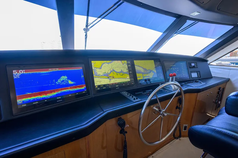 Slide: The Image of Viking 65 Enclosed Bridge w/Tower 2004 - 62