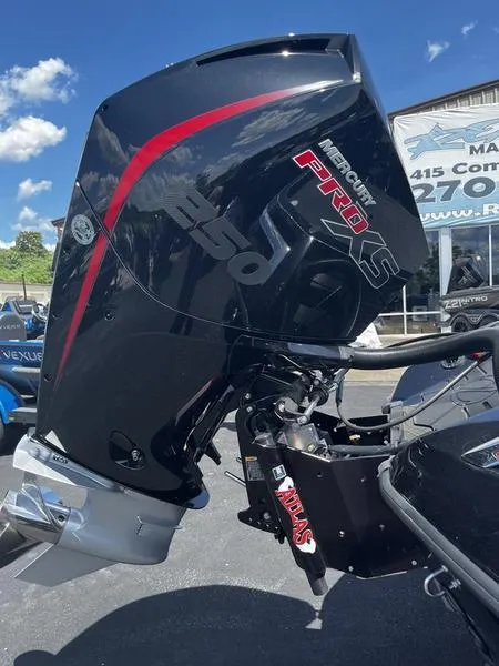 Slide: The Image of 2024 Ranger Z521R Ranger Cup Equipped boat with Mercury Pro XS 250 engine. - 2