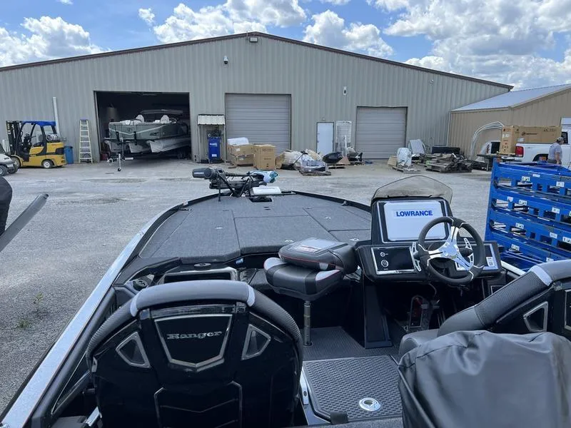 Slide: The Image of 2024 Ranger Z521R Ranger Cup Equipped boat at a storage facility. - 3