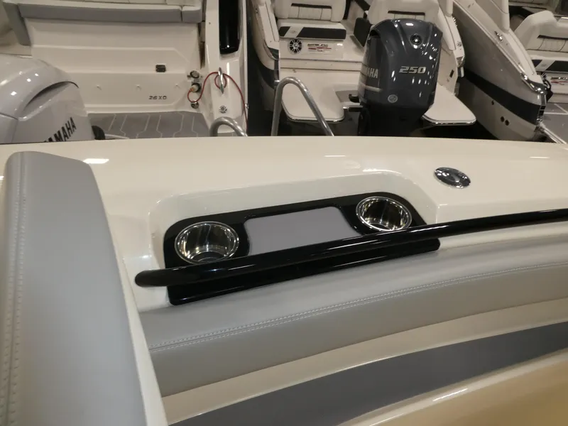 Slide: The Image of 2024 Scout 305 LXF boat interior with Yamaha 250 outboard motor. - 23