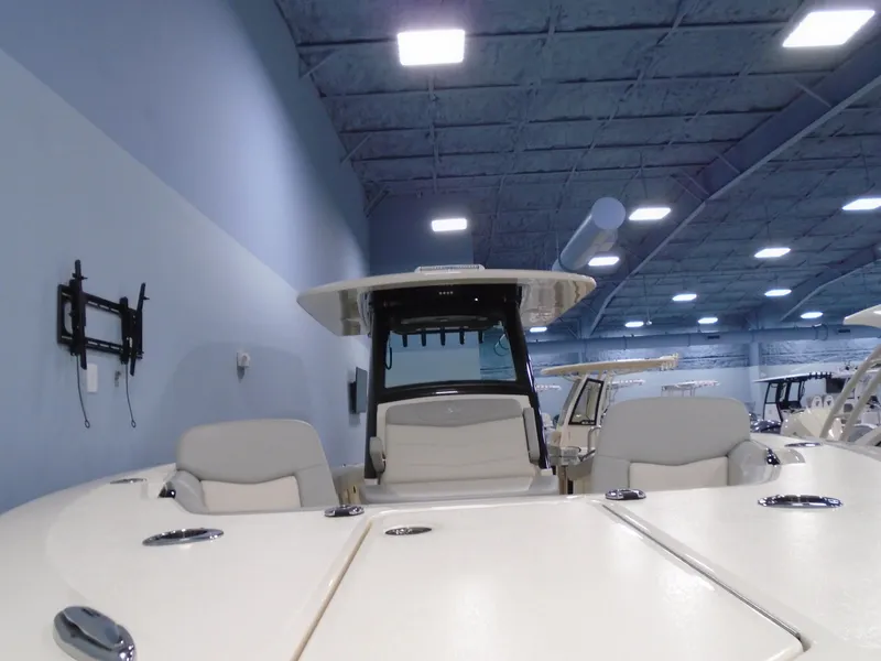 Slide: The Image of Scout 305 LXF 2024 - 64