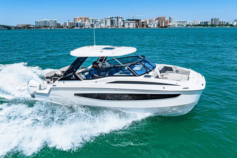Slide: The Image of Aquila 32 Sport 2024 - 13