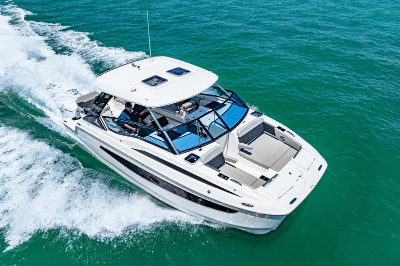Slide: The Image of Aquila 32 Sport 2024 - 15