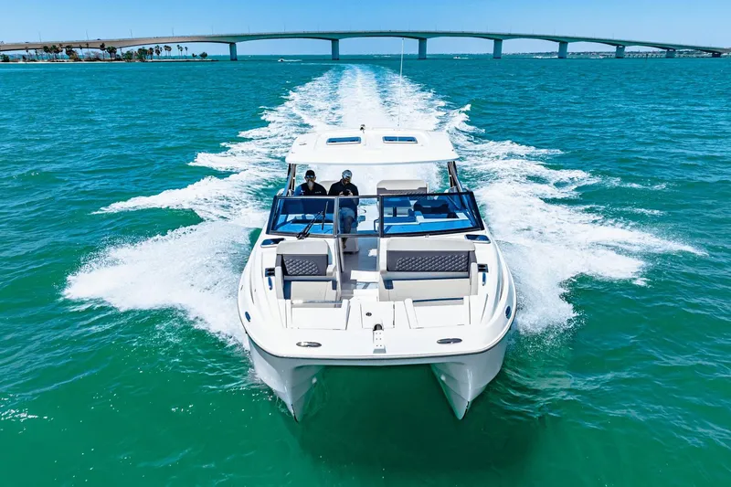 Slide: The Image of Aquila 32 Sport 2024 - 16