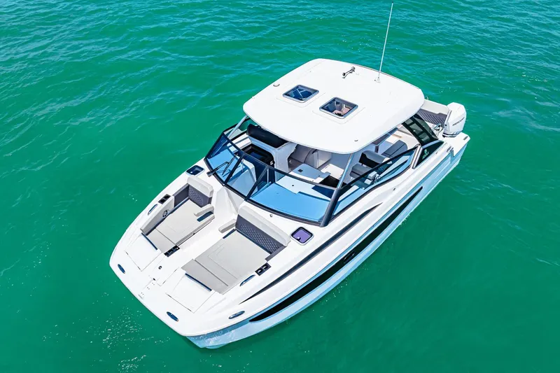 Slide: The Image of Aquila 32 Sport 2024 - 26