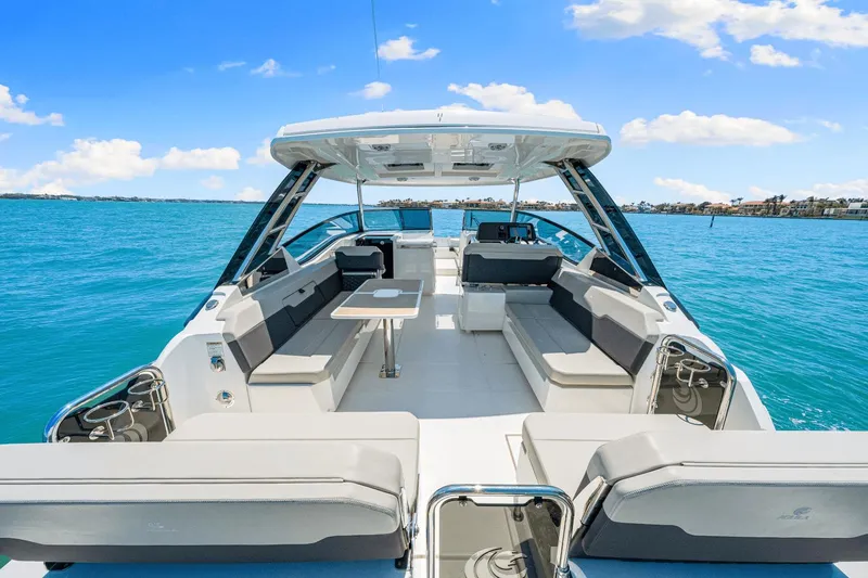 Slide: The Image of Aquila 32 Sport 2024 - 6