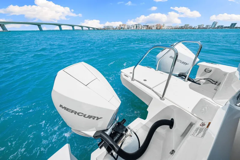 Slide: The Image of Aquila 32 Sport 2024 - 8