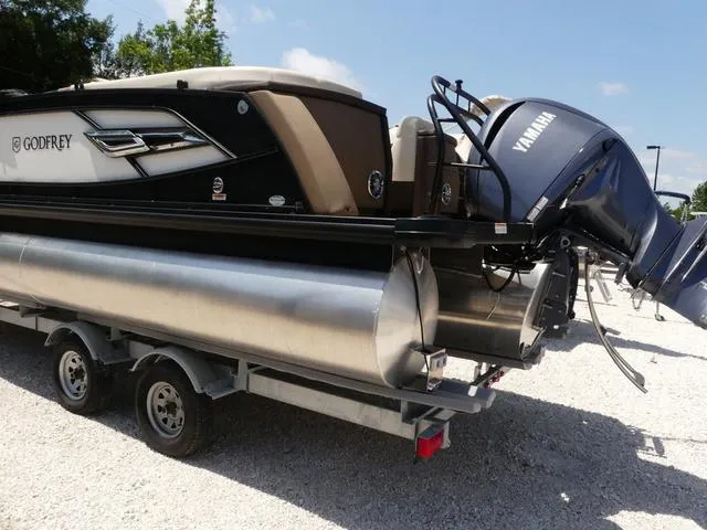 Slide: The Image of 2023 AquaPatio 255 SBC pontoon boat on a trailer with Yamaha outboard motor. - 5