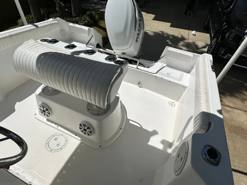 Slide: The Image of 2001 Pro Sports 2200 CC Blue Water boat interior with seating and console. - 19