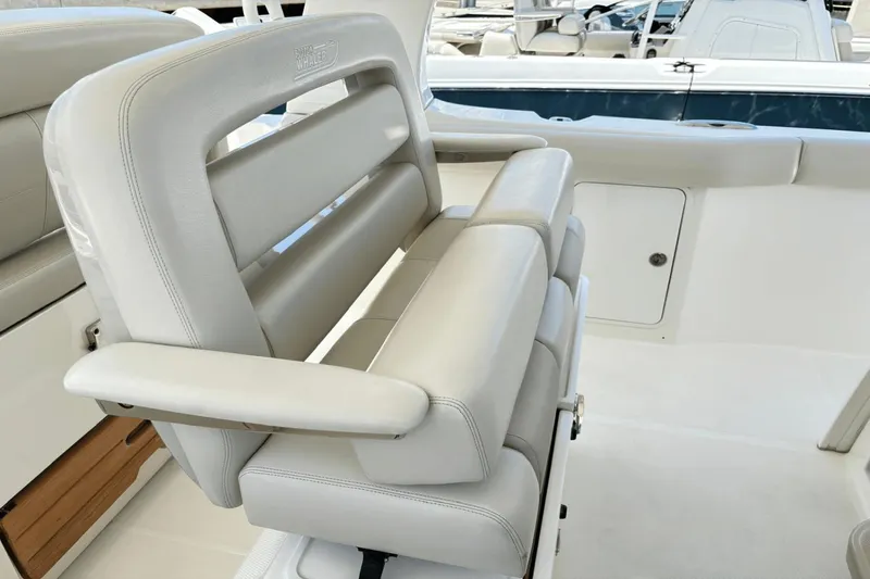 Slide: The Image of Boston Whaler 350 Realm 2019 - 25
