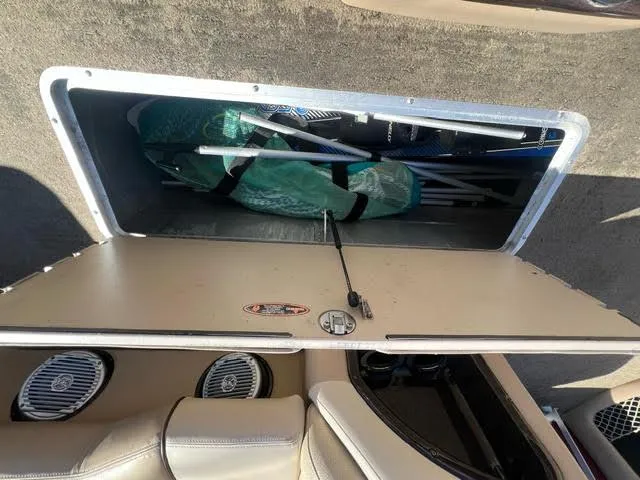 Slide: The Image of Storage compartment of 2014 Harris FloteBote Grand Mariner 250 pontoon boat. - 25