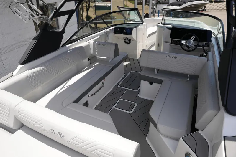 Slide: The Image of Sea Ray SDX 270 Surf 2025 - 7