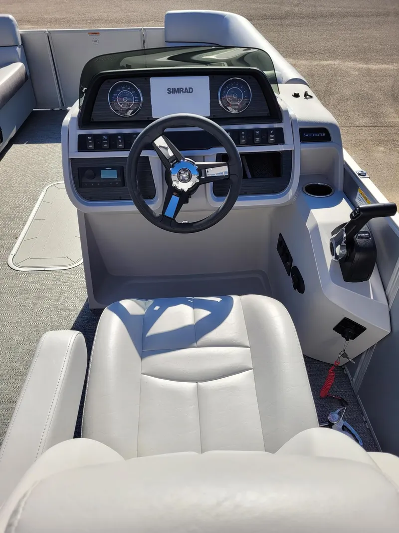 Slide: The Image of Sweetwater SW2286SB 2024 - 10