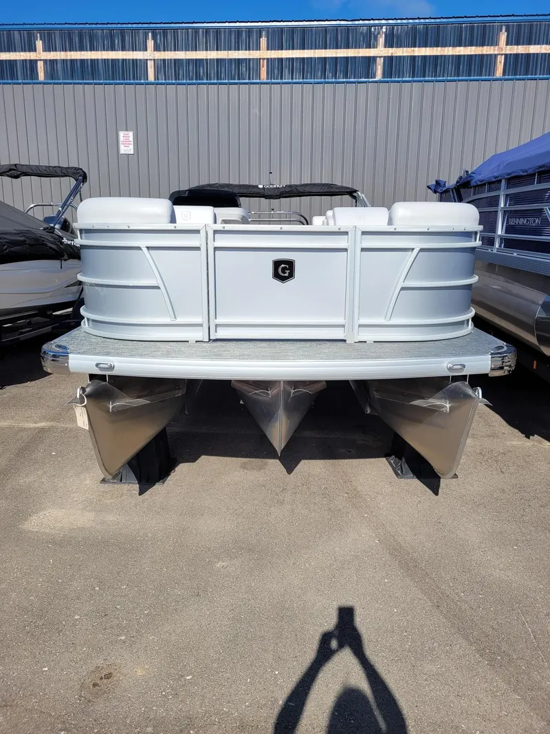 Slide: The Image of Sweetwater SW2286SB 2024 - 20