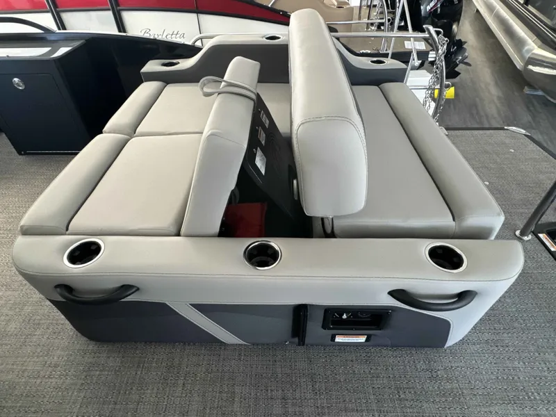 Slide: The Image of Barletta Cabrio 24UE 2025 - 10