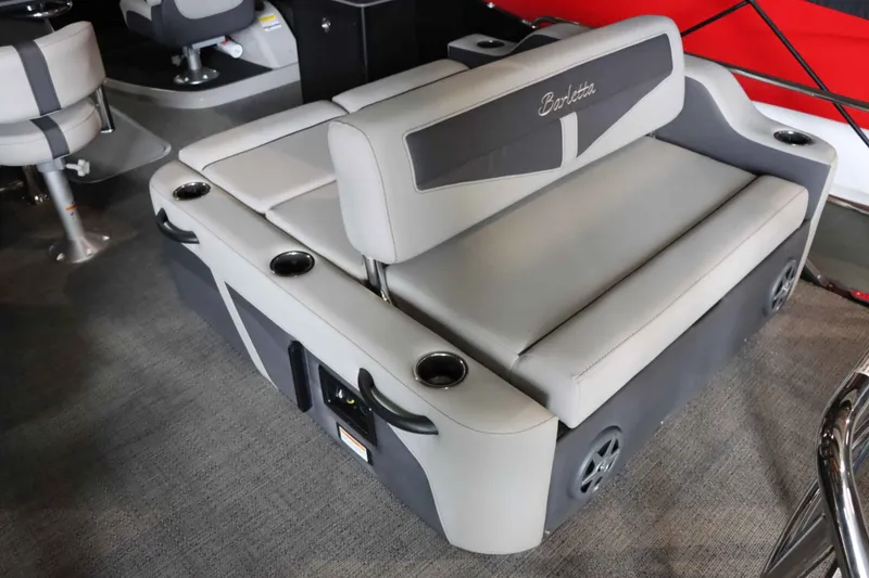 Slide: The Image of Barletta Cabrio 24UE 2025 - 13