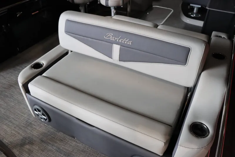 Slide: The Image of Barletta Cabrio 24UE 2025 - 15