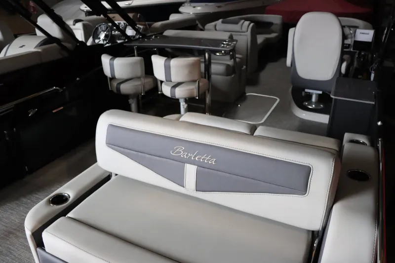 Slide: The Image of Barletta Cabrio 24UE 2025 - 16