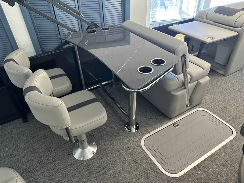 Slide: The Image of Barletta Cabrio 24UE 2025 - 18