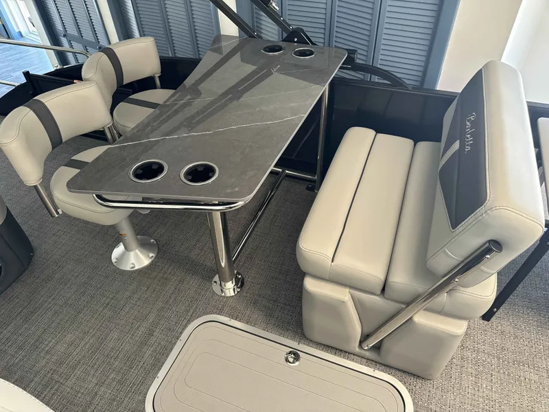 Slide: The Image of Barletta Cabrio 24UE 2025 - 21