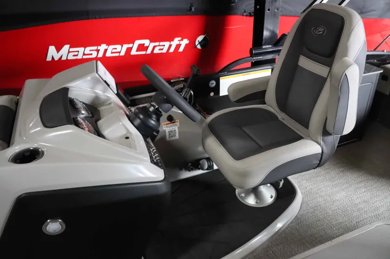 Slide: The Image of Barletta Cabrio 24UE 2025 - 29