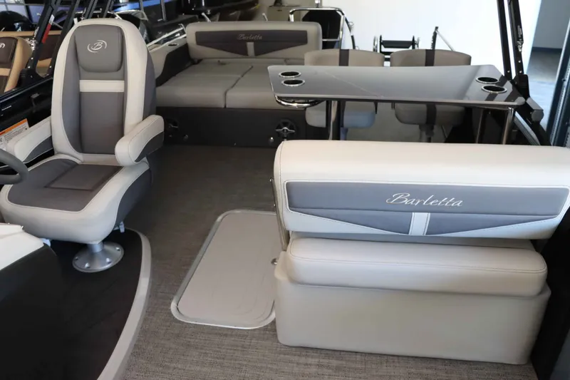 Slide: The Image of Barletta Cabrio 24UE 2025 - 31