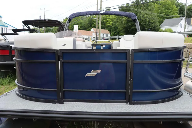 Slide: The Image of Starcraft EXS 1 2025 - 4