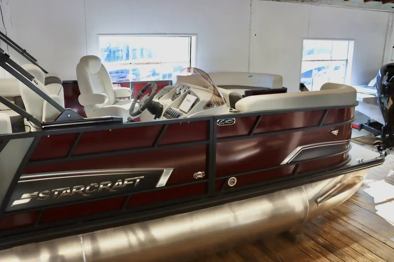 Slide: The Image of Starcraft EXS 1 2025 - 4